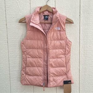 NWT The North Face Puffer Vest- Cafe Creme Women’s XS Slim Fit